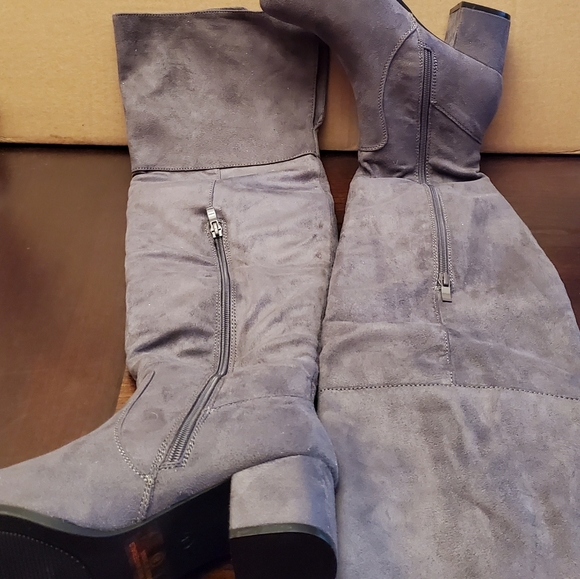 Nature Breeze Faux Seuede Knee High Boots - Picture 5 of 7